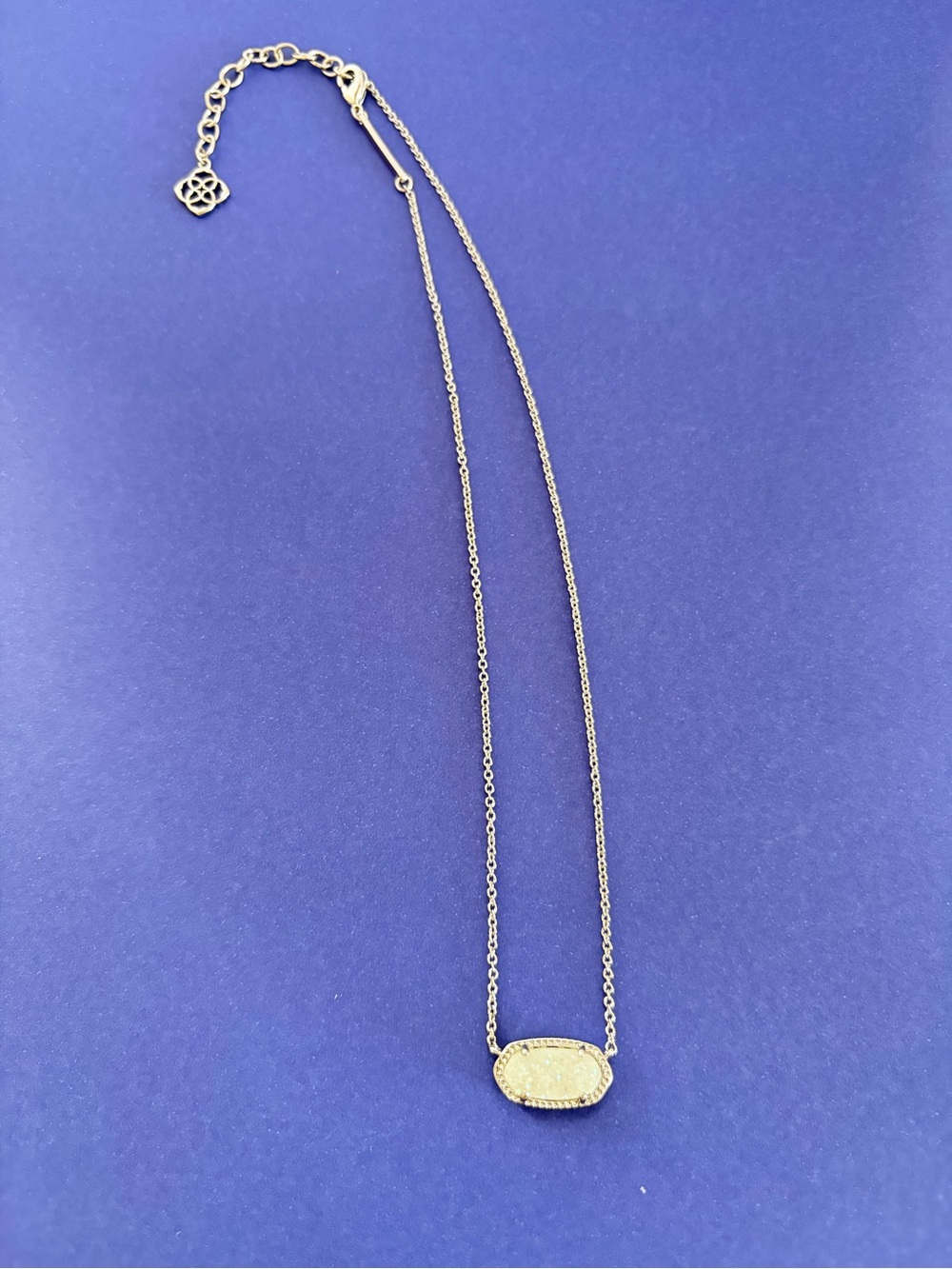 Kendra Scott Gold Pavé Oval Pendant Necklace